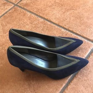 Lori Goldstein Yardley blue leather heel shoes size 7.5M /37.5